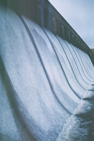 carron valley reservoir damm